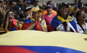 Opositores marchan para clamar por ingreso de ayuda humanitaria a Venezuela