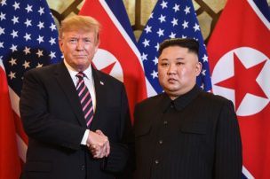 Donald Trump se reúne con Kim Jong Un en Vietnam