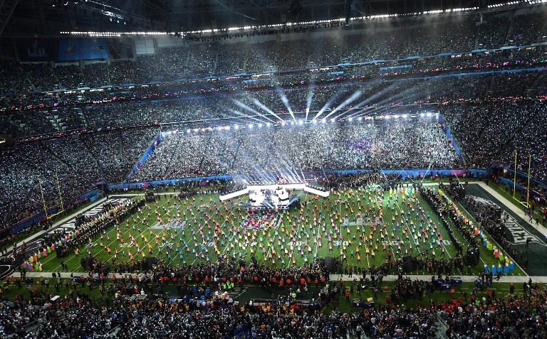 Se instala la polémica en el Show de medio tiempo del “Super Bowl”