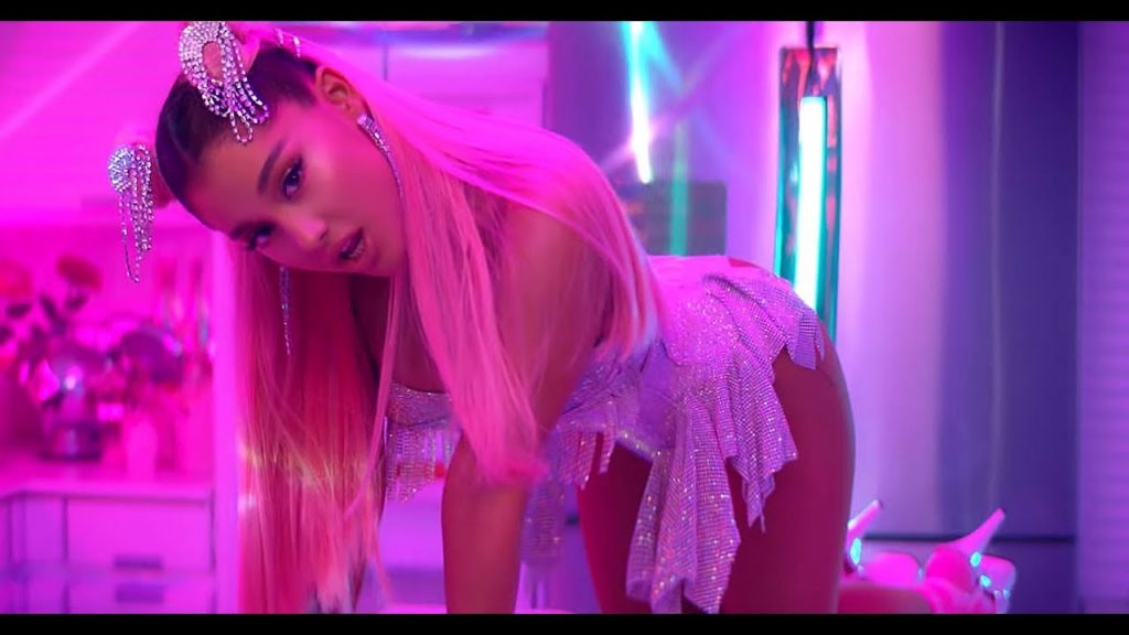 ¿Por qué los mismos fans de Ariana Grande boicotean su canción “7 rings”?
