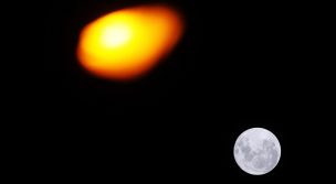Jefe de Astronomía de Harvard asegura que se acerca nave alienígena a la Tierra