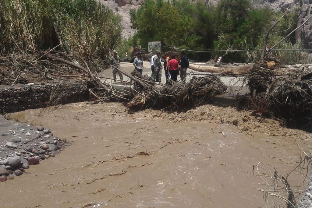 Encuentran cuerpo de la niña desaparecida tras el desborde del río Loa