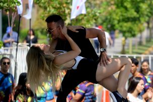 Yadranka Tomicic y Bruno Galassi presentan su candidatura a reyes de Viña con sensual baile