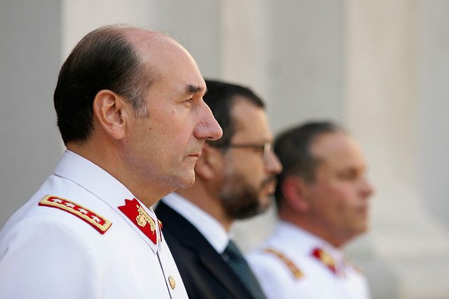 Decretan detención del excomandante del Ejército Juan Miguel Fuente-Alba por fraude al Fisco