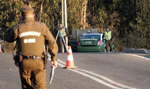 Funcionario de Carabineros huyó luego de chocar un auto: hubo una víctima fatal de 17 años