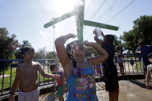 Se viene otra ola de calor y se extenderá por 11 regiones de Chile