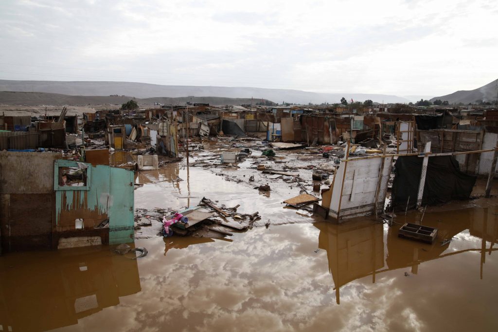 Alcaldes de Arica y Camarones exigen que gobierno declare zona de catástrofe