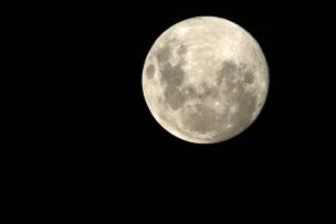 A las 6 AM de este martes la luna estará lo más cerca de la tierra este año