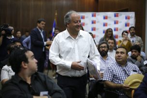 Monckeberg se reunió con sindicatos para analizar el futuro laboral del país