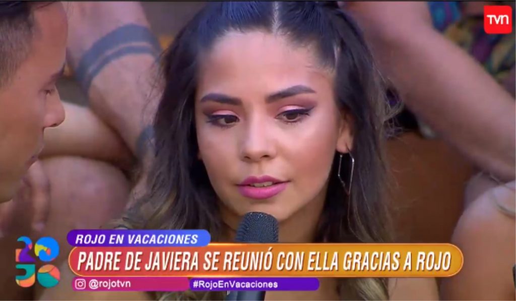 Javiera Aranda emocionó a “Rojo” con historia familiar: viajó hasta Colombia para conocer a su padre