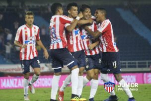 Debut soñado: Matías Fernández anota el gol del triunfo de Junior de Barranquilla