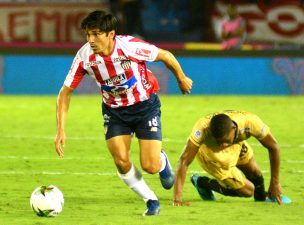 Junior de Barranquilla alcanza el liderato del fútbol colombiano con Matías Fernández de titular