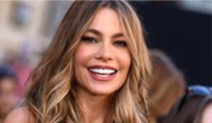 Sofía Vergara arrasa con respuesta a mal intencionado comentario sobre su trasero