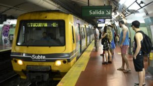 Argentina ordena no cobrar pasaje de metro cuando escalera mecánica o ascensor no funcione