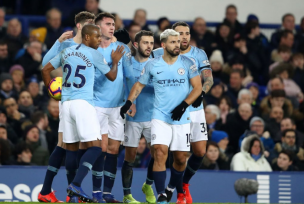 Manchester City llega a la cima de la Premier League al vencer al Everton