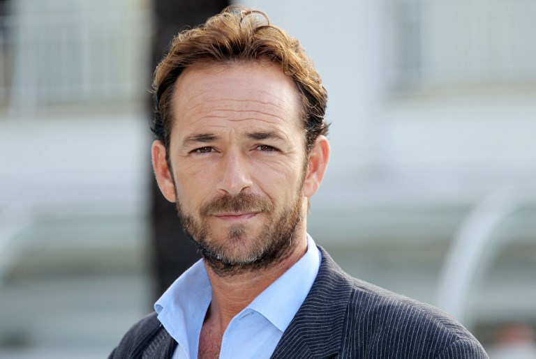 Muere Luke Perry, Dylan en “Beverly Hills, 90210”