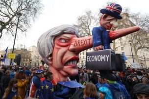 Los anti-Brexit salen a las calles de Londres en masa para pedir un nuevo referéndum