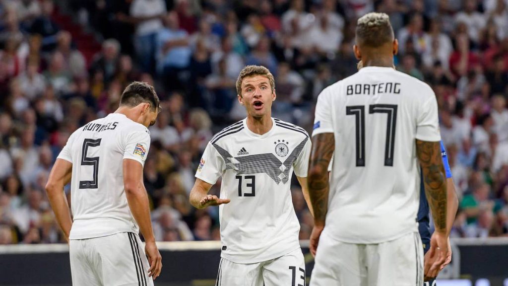 Entrenador de la selección de Alemania toma drástica decisión con jugadores campeones del mundo en 2014