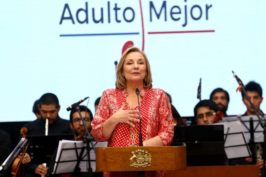 Firman compromiso para desarrollar ciudades amigables con adultos mayores