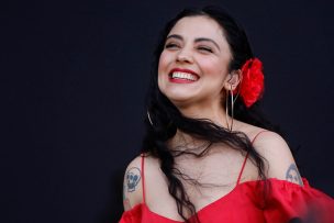 Mon Laferte vapulea a Pablo Neruda con polémico mensaje y desata intenso debate