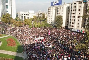 Minuto a minuto | Más de 150 mil personas participan de la Marcha #8M en Santiago