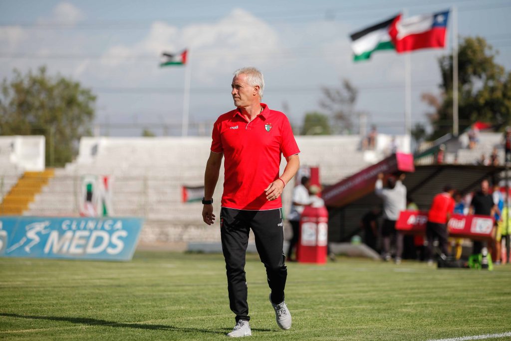 Basay le “guiña el ojo” a Rueda: “Ojalá que jugadores de Palestino puedan estar en la Copa América”