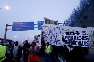 Camioneros movilizados se reunirán este martes con ministra de Transportes