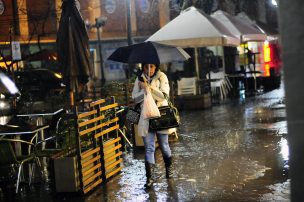 La madrugada del domingo se registrarán precipitaciones en Santiago