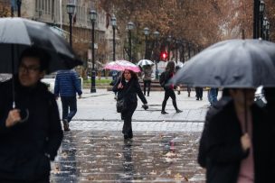 ONEMI declara alerta temprana preventiva en 9 comunas de Santiago por lluvias