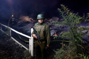 Ataque incendiario en Tirúa: Maniataron al cuidador y le quemaron su casa y las bodegas del fundo