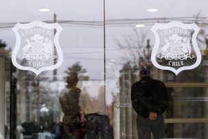 En sobres y mensualmente entregaban millonarias mesadas a ex comandantes en jefe