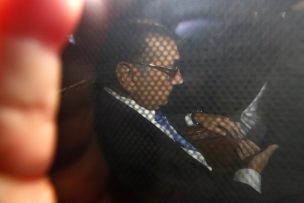 Embargan a Fuente-Alba $1.200 millones: 3 departamentos, 1 parcela y 1 Porsche