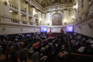 Receso en la Junta Nacional de la DC por protesta de Frente de Trabajadores