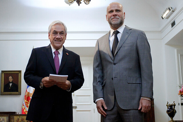 Elizalde pide al Presidente Piñera cambiar la actitud frente a Bachelet: “No se puede injuriar”