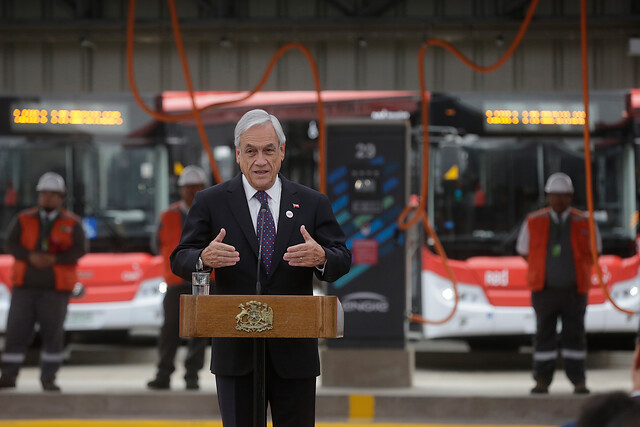Presidente Piñera pide “terminar con este clima de guerrilla” a la oposición