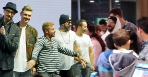 Suertudos: Backstreet Boys sorprendieron a fans en local de comida rápida antes de abandonar Chile