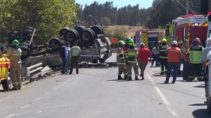 Accidente de camión militar en Alto Biobío deja un muerto y varios heridos