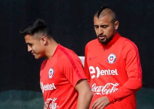 Alexis y Vidal están entre los 10 jugadores que más se han desvalorizado en el mercado