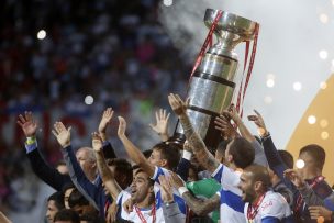 ANFP no incluyó a Colo Colo en las placas de campeón de la Supercopa