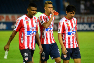 Las duras críticas que recibió Matías Fernández en su vuelta a la Copa Libertadores con Junior de Barranquilla