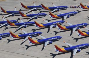 American Airlines suspende hasta junio los vuelos del modelo Boeing 737 MAX