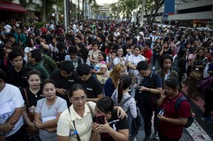 Cinco muertos en el derrumbe de dos edificios por un terremoto en Filipinas