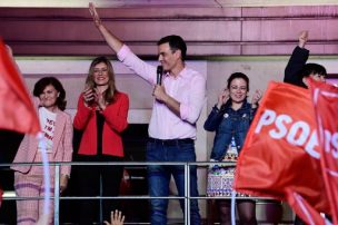 El PSOE gana las elecciones en España, mientras que Vox irrumpe con fuerza