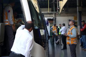 Chofer de bus dejó botado a los pasajeros para evitar alcotest en el terminal Alameda Sur