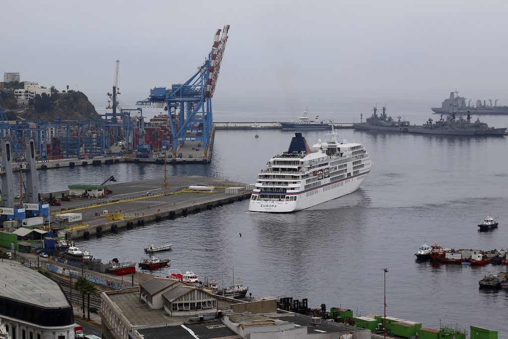 Temporada de cruceros en Valparaíso finalizó con récord histórico de pasajeros