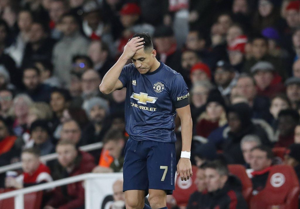 Alexis Sánchez lidera lista negra del Manchester United y peligra su continuidad