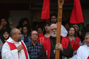 Fotos: Monseñor Celestino Aós preside primer vía Crucis al mando de la iglesia chilena