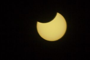 Dos regiones podrían tener feriado por eclipse solar