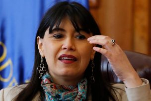 Exministra Javiera Blanco es sobreseída por el caso Gendarmería