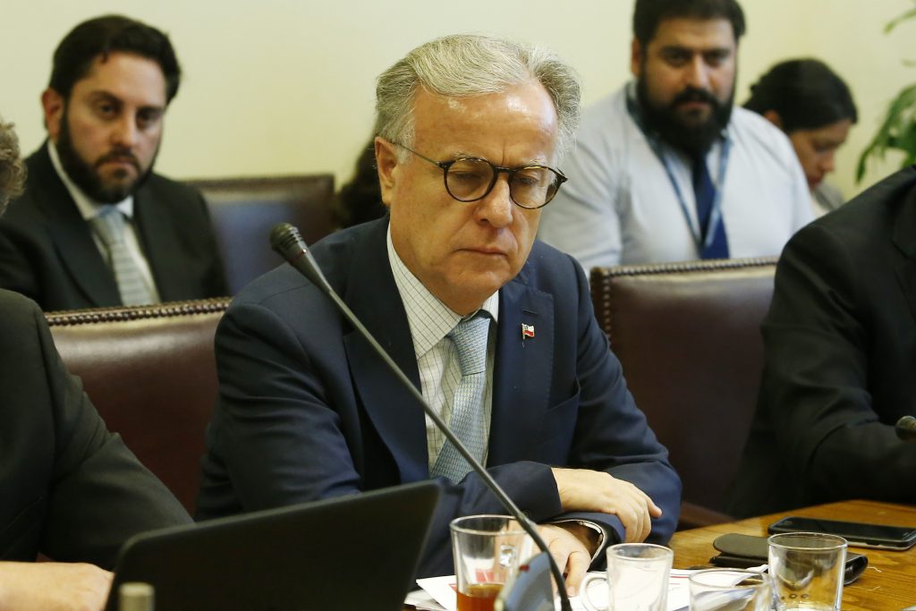 Ministro de Salud: “El sistema de isapres no da para más”